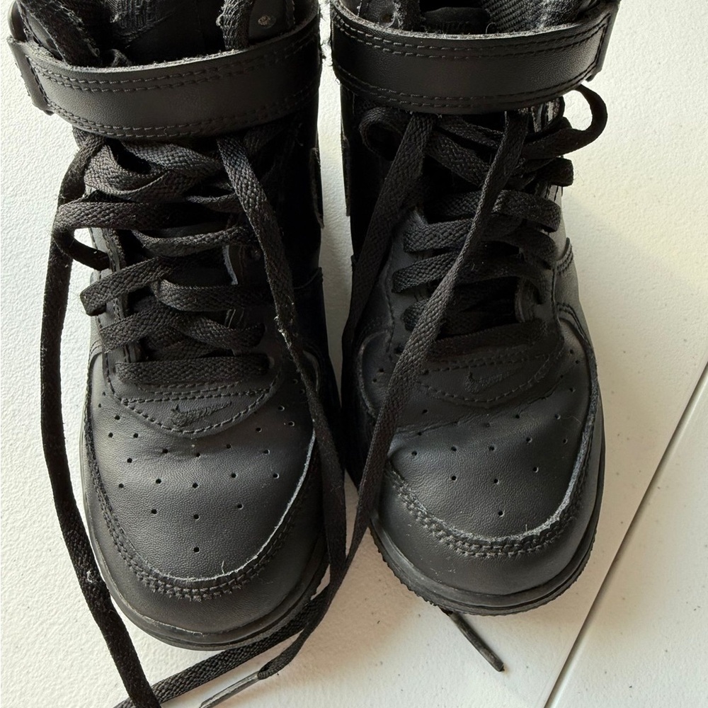 Nike Kids Black High-Top Sneakers